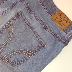 Hollister Highrise Super Skinny Jeans